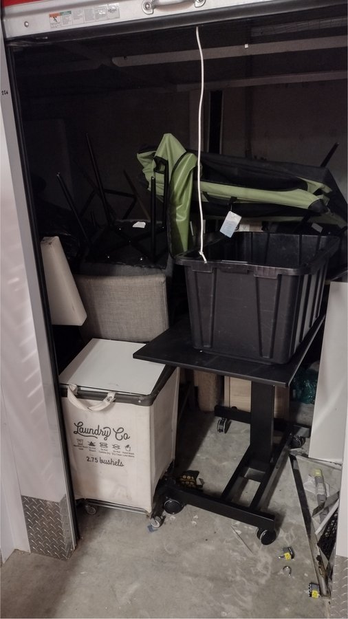9 x 15 storage unit in Miami, FL