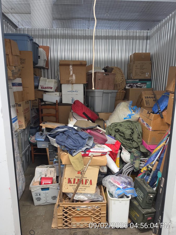 10 x 10 storage unit in Ridgefield, NJ