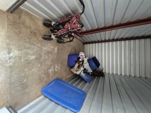 5 x 10 storage unit in Lodi, CA