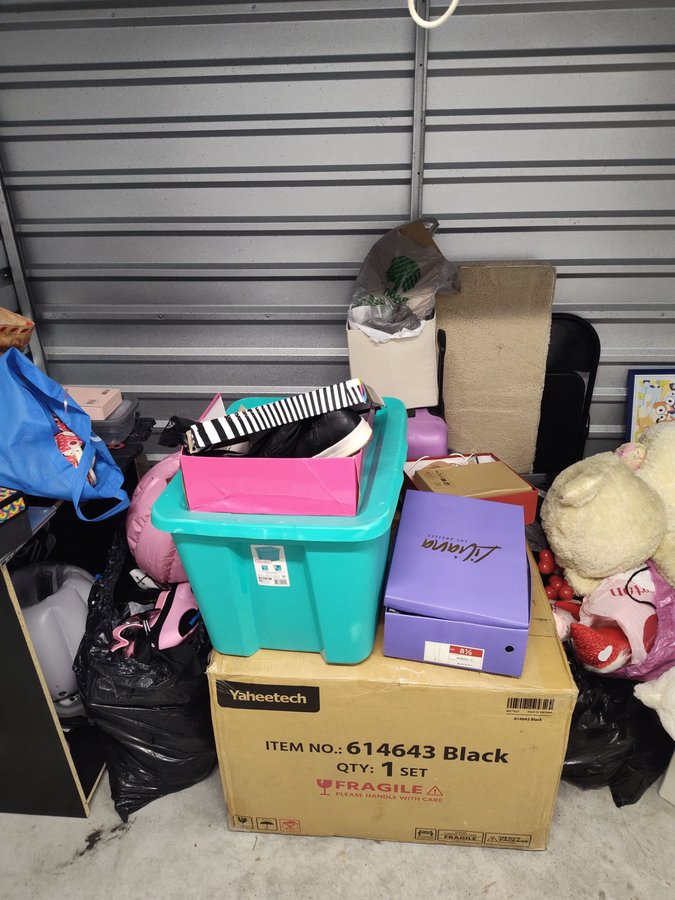 10 x 5 storage unit in Temple Terrace, FL
