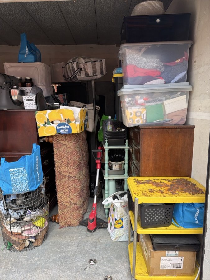 10 x 10 storage unit in Virginia Beach, VA