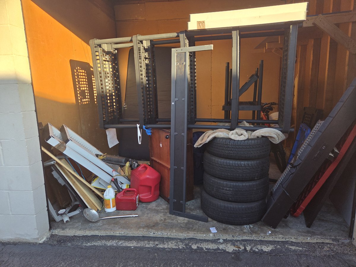10 x 10 storage unit in San Marcos, CA