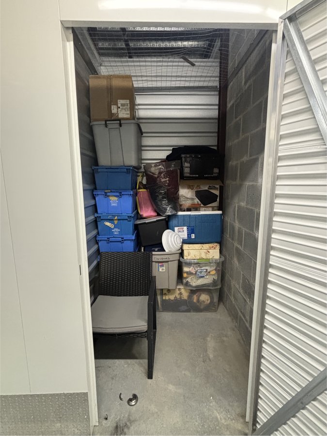 5 x 5 storage unit in Middle River, MD