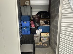5 x 5 storage unit in Middle River, MD