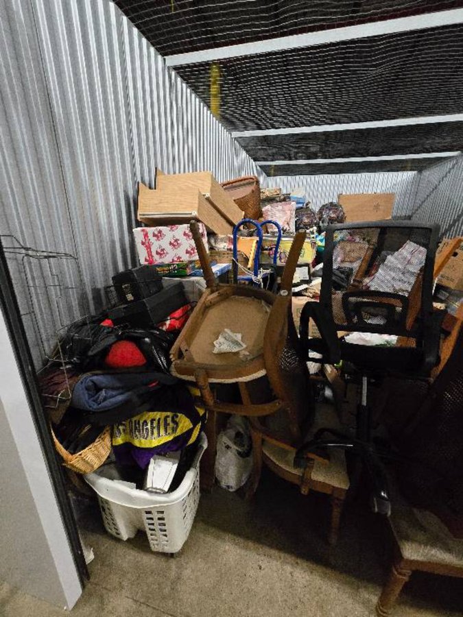 10 x 20 storage unit in Toledo, OH