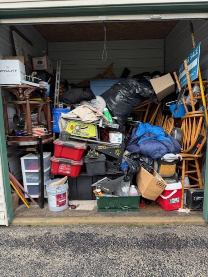 10 x 10 storage unit in Franksville, WI