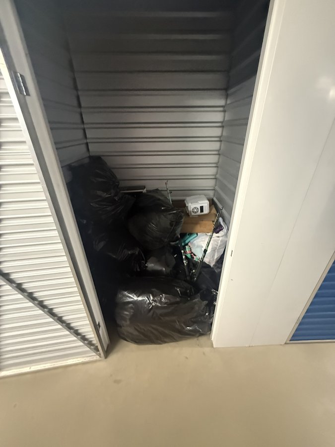 5 x 5 storage unit in Alexandria, VA