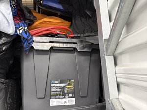 3 x 3 storage unit in Waipahu, HI