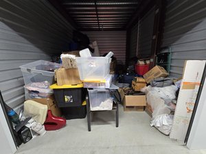 10 x 15 storage unit in Elkridge, MD