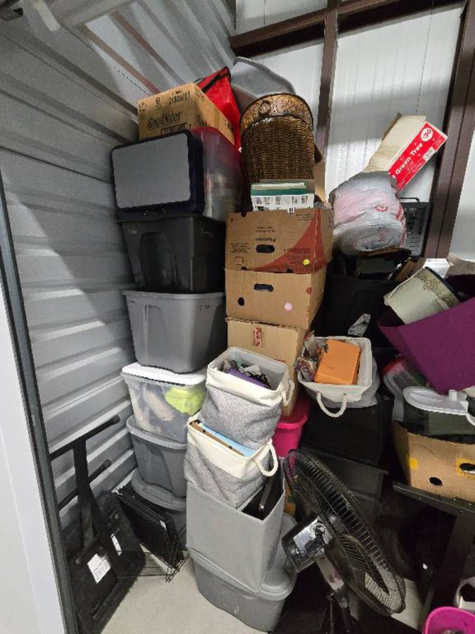 10 x 5 storage unit in Verona, WI