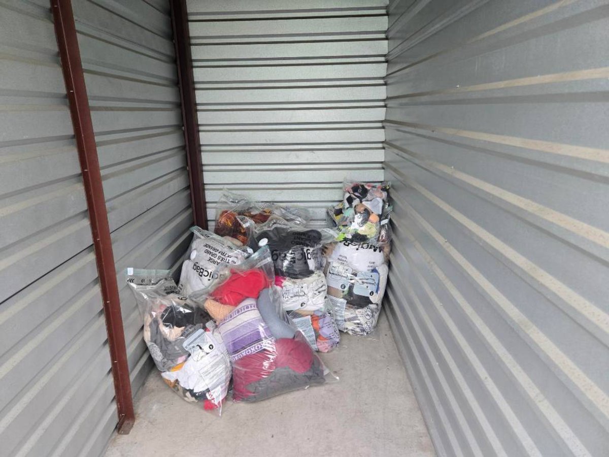 5 x 10 storage unit in Chicago, IL