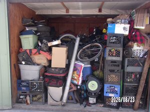 5 x 10 storage unit in Stockton, CA