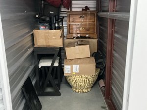 5 x 10 storage unit in Hollins, VA