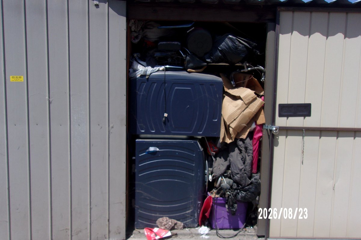 5 x 5 storage unit in Stockton, CA