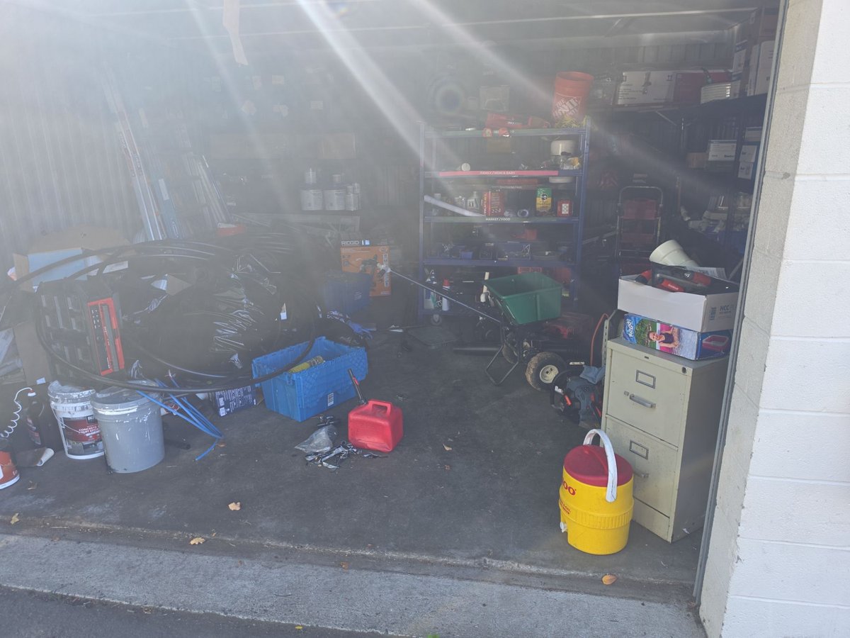 20 x 20 storage unit in Meriden, CT