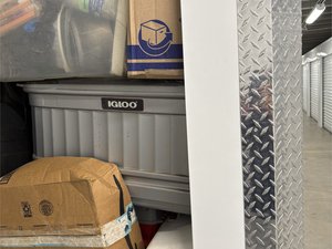 5 x 5 storage unit in Waipahu, HI