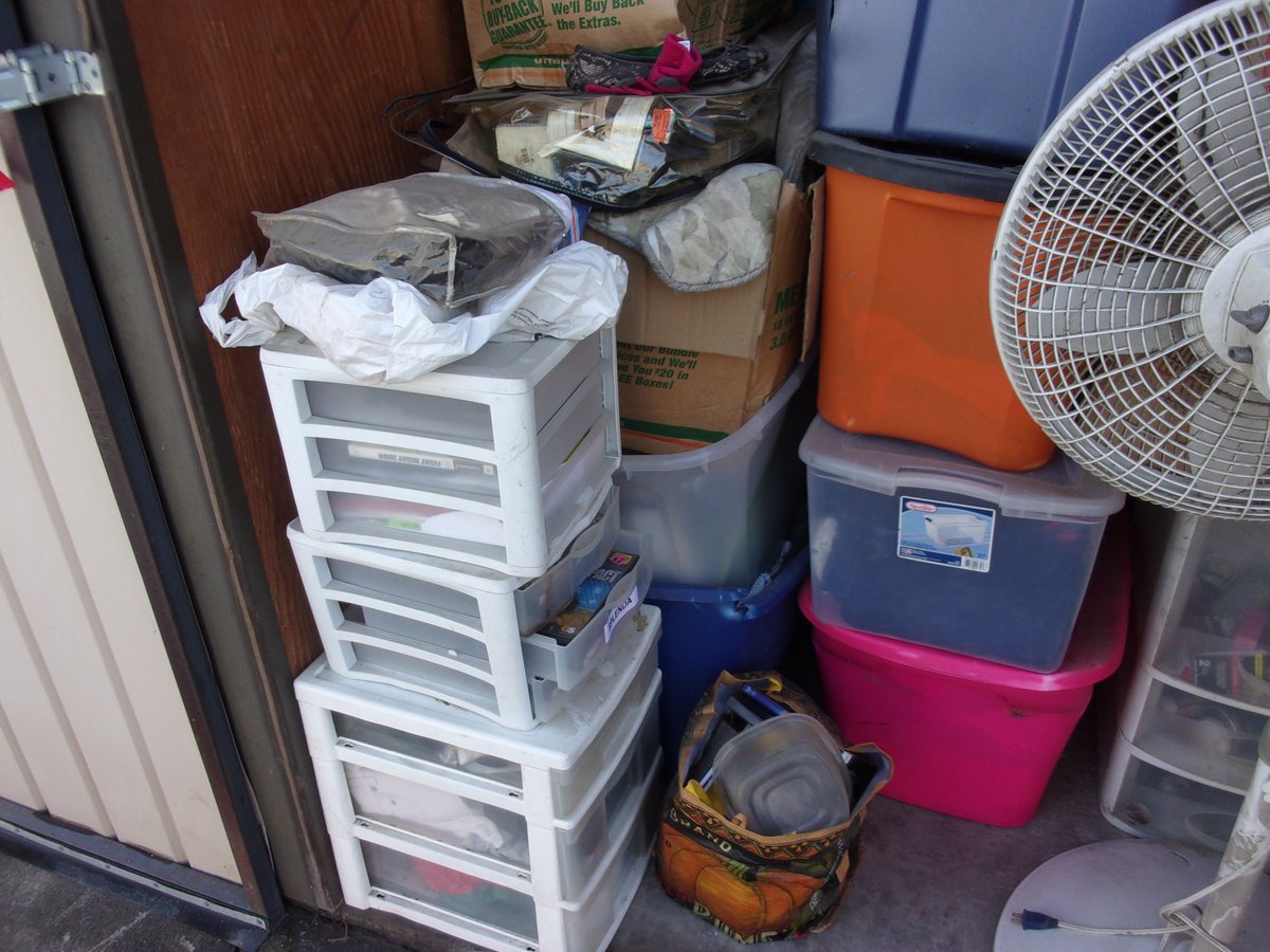 5 x 5 storage unit in Stockton, CA