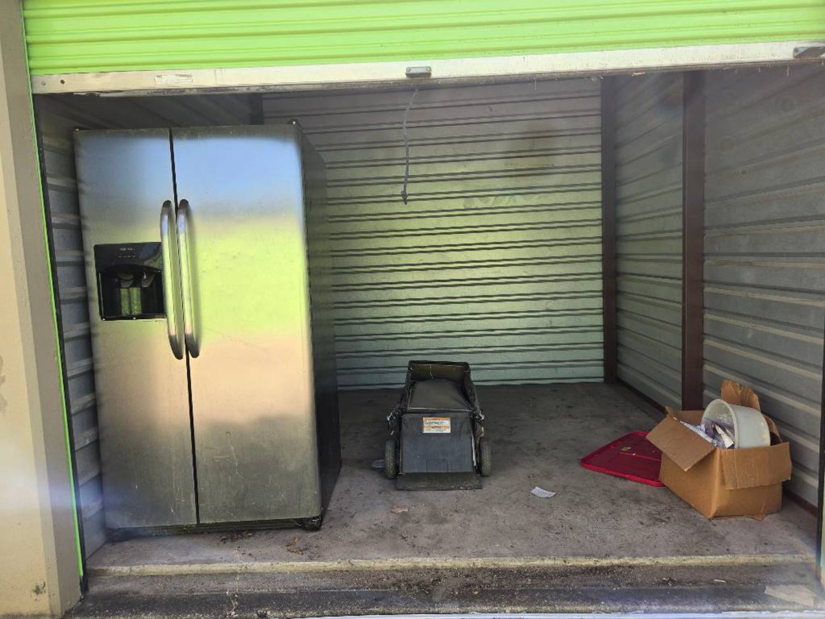 10 x 10 storage unit in North Richland Hills, TX