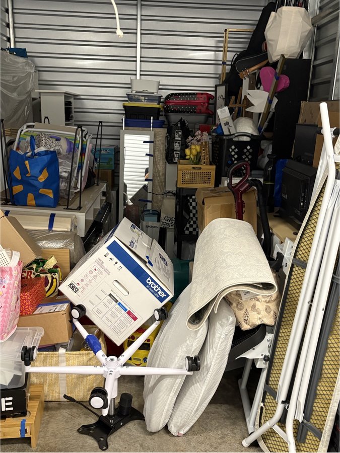 10 x 15 storage unit in Mililani, HI