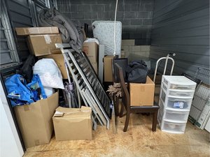 10 x 10 storage unit in Mililani, HI