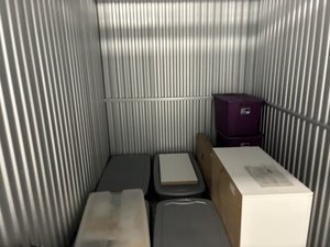 6 x 11 storage unit in Racine, WI
