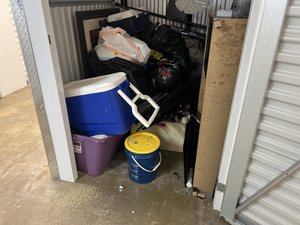 5 x 5 storage unit in Racine, WI