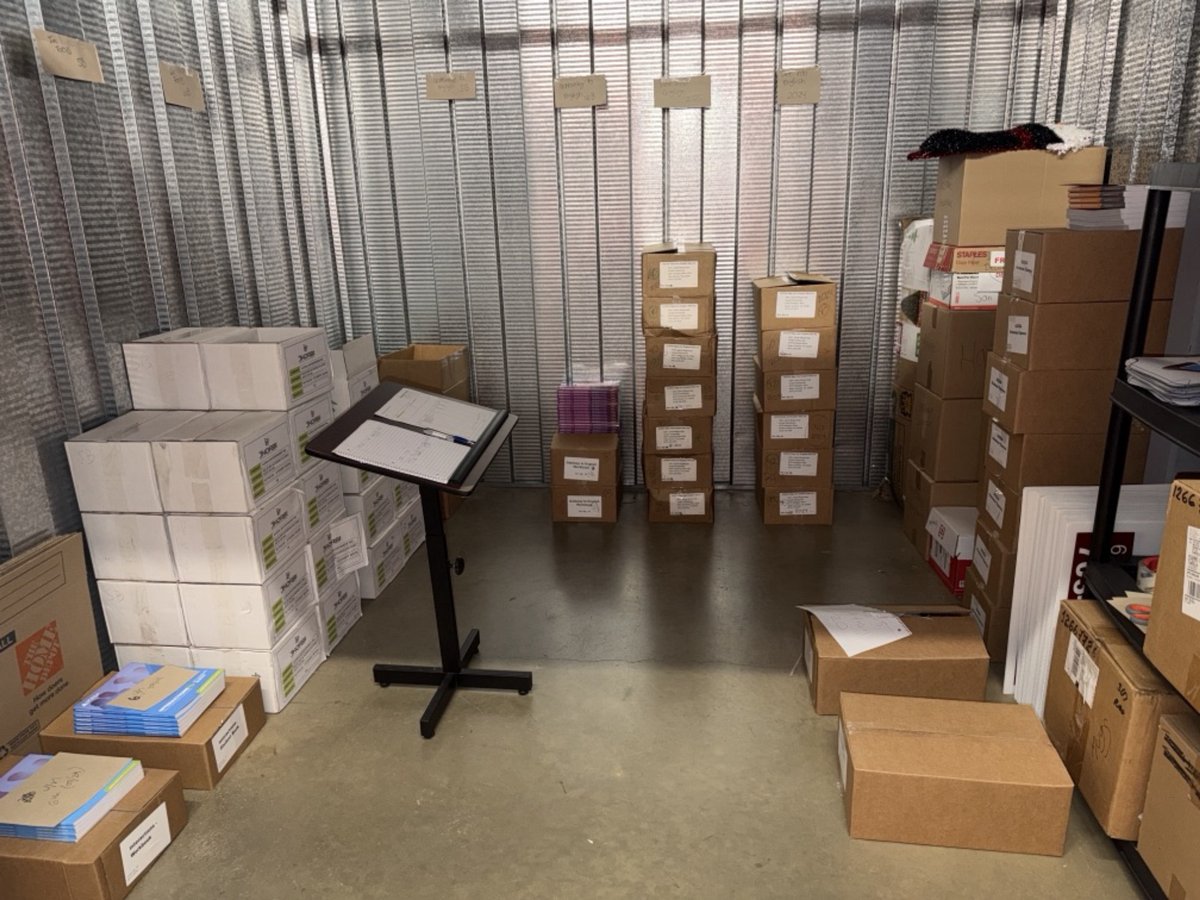 10 x 10 storage unit in Seven Corners, VA