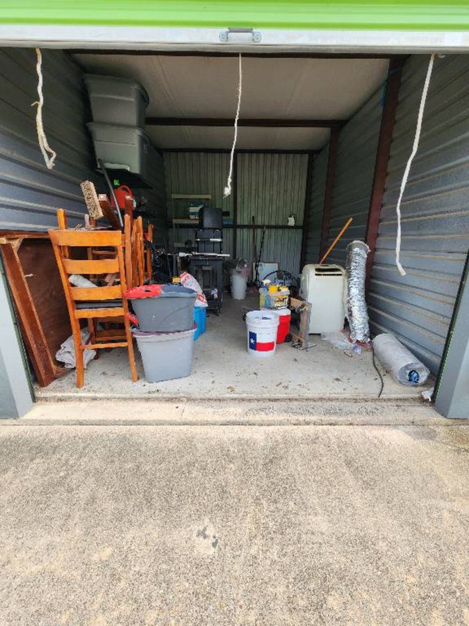 10 x 15 storage unit in Austin, TX