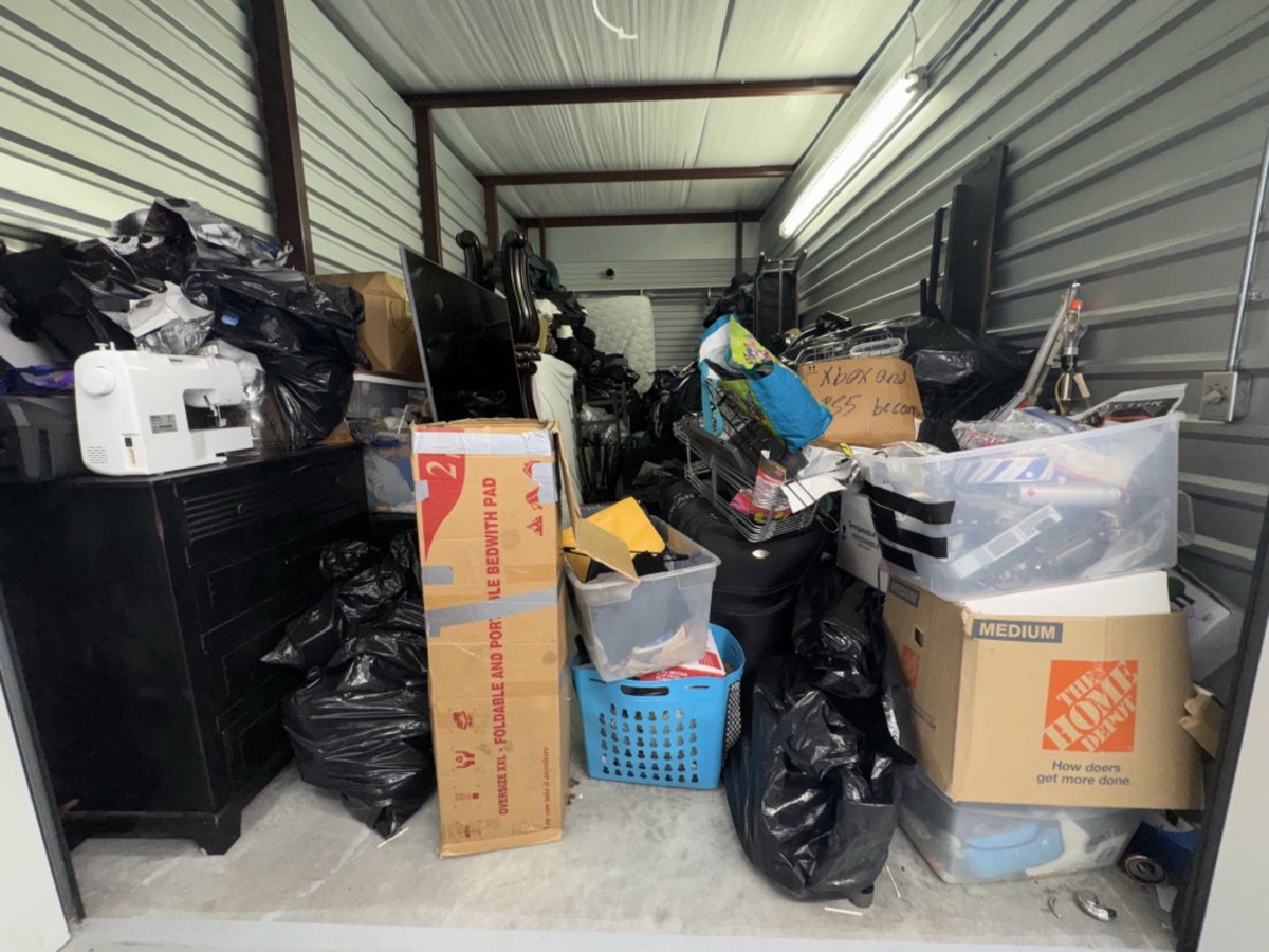 10 x 20 storage unit in Houston, TX