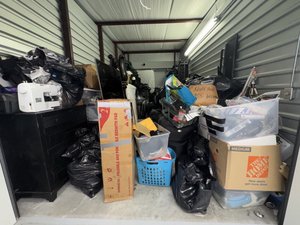 10 x 20 storage unit in Houston, TX