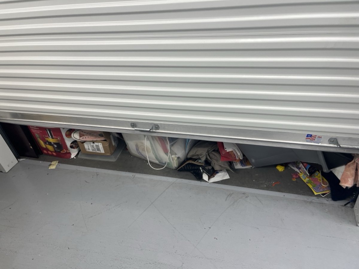 10 x 7 storage unit in Houston, TX