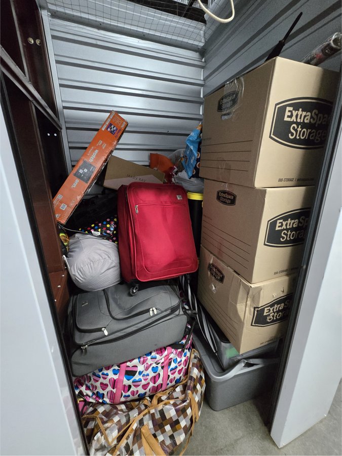 5 x 5 storage unit in Jacksonville, FL