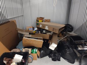 10 x 10 storage unit in Tampa, FL