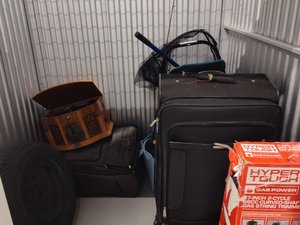 5 x 5 storage unit in Tampa, FL