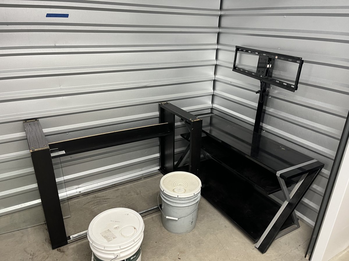 5 x 10 storage unit in Kapolei, HI