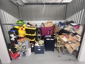 10 x 4 storage unit in Burlington, NC