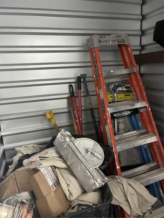 5 x 5 storage unit in Rockville, MD