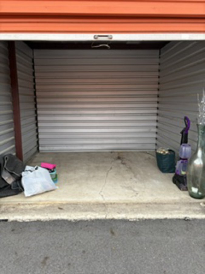 10 x 10 storage unit in Vineland, NJ
