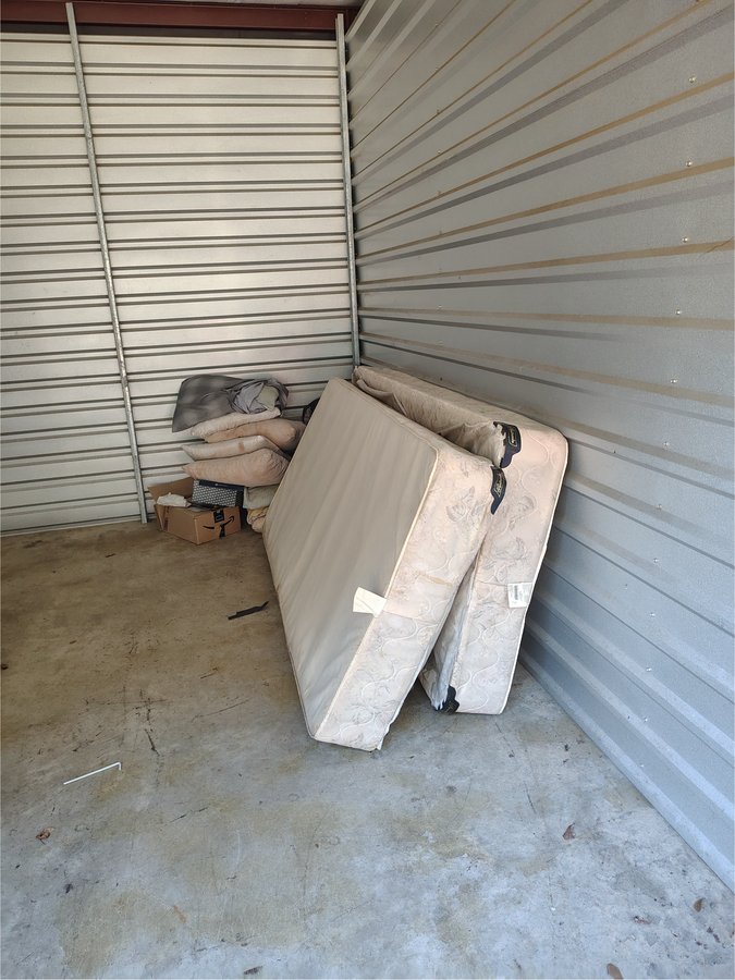 10 x 15 storage unit in Athens, GA