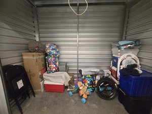 10 x 5 storage unit in Auburn, WA