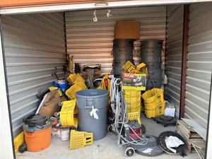 10 x 10 storage unit in Houston, TX