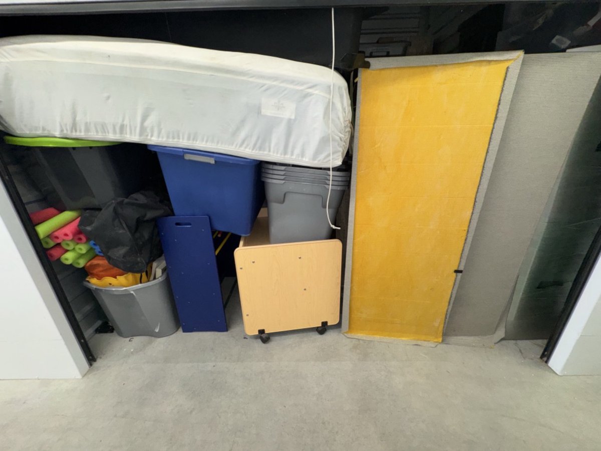 10 x 10 storage unit in Houston, TX