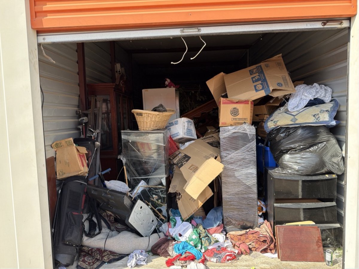 10 x 30 storage unit in Houston, TX