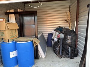 10 x 10 storage unit in Houston, TX