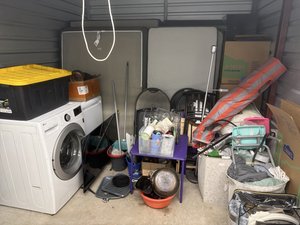 10 x 10 unit in Houston