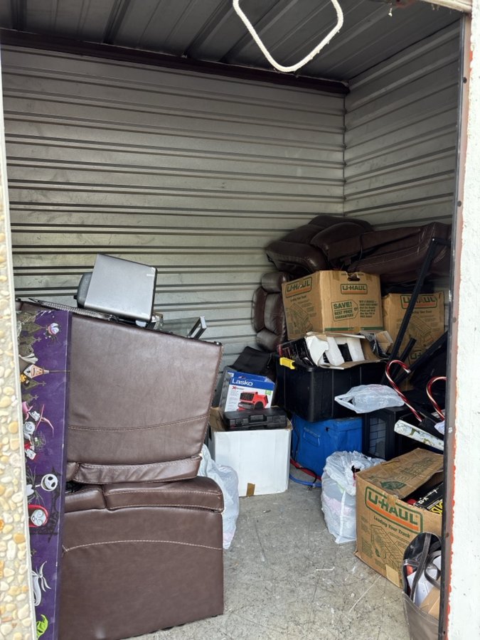10 x 10 storage unit in San Antonio, TX