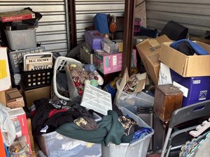 10 x 10 storage unit in San Antonio, TX