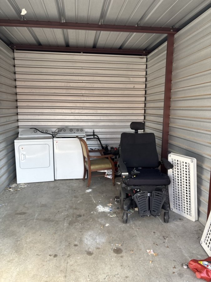 10 x 15 storage unit in San Antonio, TX