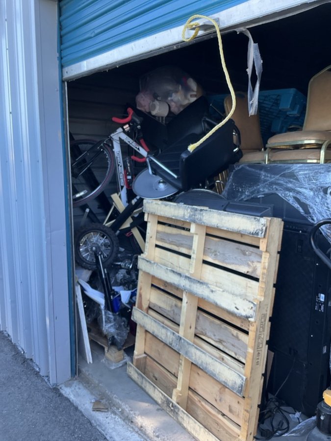 35 x 31 storage unit in Las Vegas, NV