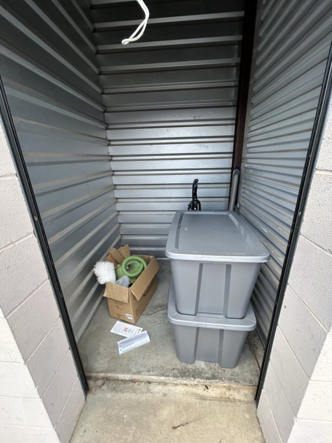 5 x 5 storage unit in Cypress , TX